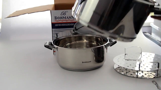 Обзор «Кастрюля-мантоварка "Bohmann", с крышкой, 9,5 л. 3110BH» смотреть онлайн