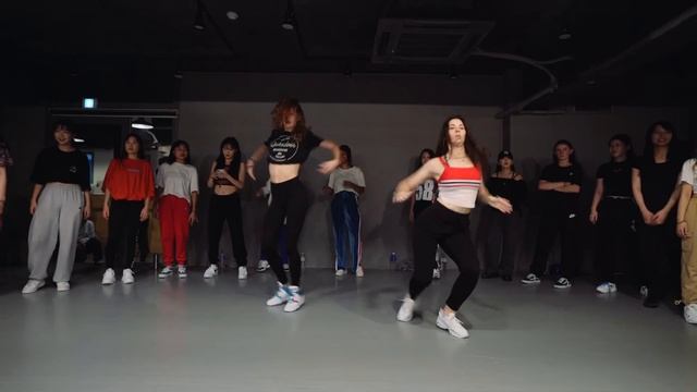 Ella Eyre, Banx & Ranx - Mama / Minny Park Choreography смотреть онлайн