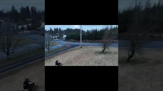 Honda 50 wheelie #crf50 #wheelie #dronefootage смотреть онлайн