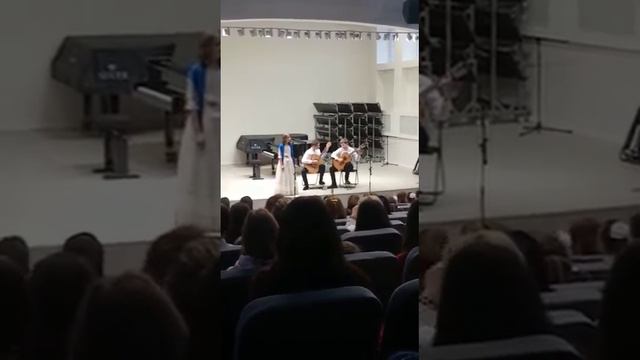 Юркова Арина, 12 лет, Е. Петерсбурский "Синий платочек" смотреть онлайн