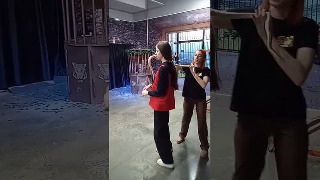 Живая змея! смотреть онлайн
