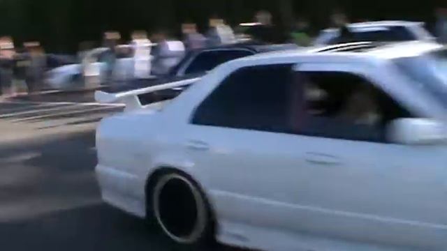 Драг Братск 14,06,2014 LAUREL vs SKYLINE 2 смотреть онлайн
