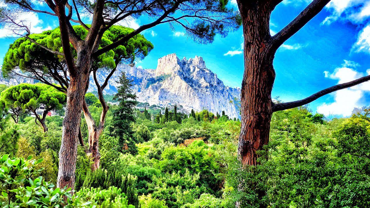 АЛУПКА - сердце ЮЖНОГО Крыма. Что посмотреть за один день? СЕРСИАЛЬ покупка апартаментов в Крыму. смотреть онлайн