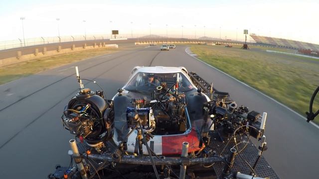 Ford v Ferrari Cameras and Crashes смотреть онлайн