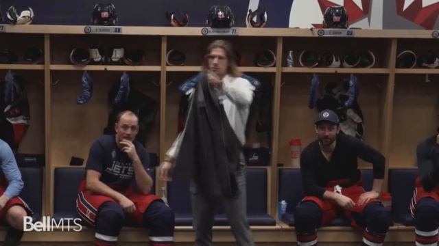 Моррисси и Капобьянко выбрали модные куртки после убедительной победы над «Сент Луис Блюз» 31/01/2 смотреть онлайн