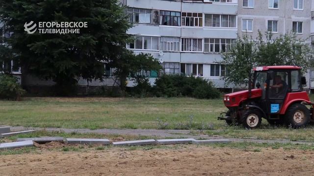 Депутаты округа проверили ход работ по установке детских площадок смотреть онлайн