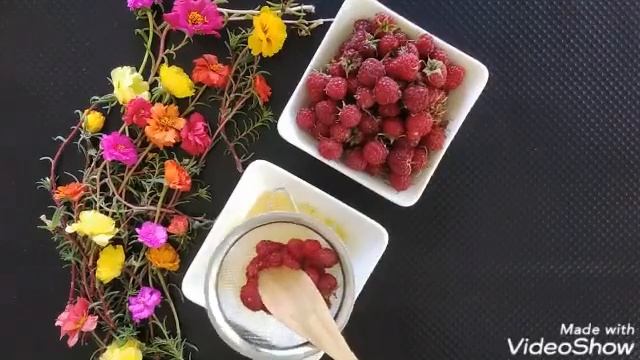 Питатальная маска из малиныдля любой кожи. Bütün növ dərilər üçün moruqdan qidalandırıcı üz maskası смотреть онлайн