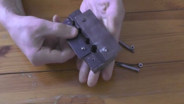 Приспособление для зажима круглых деталей смотреть онлайн