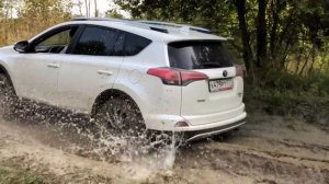 Toyota RAV4 по бездорожью