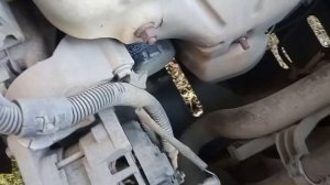 Меняем масло в двигателе в домашних условиях (Рено логан) Без ямы