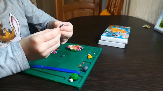 Пасхальное яйцо из пластилина. смотреть онлайн