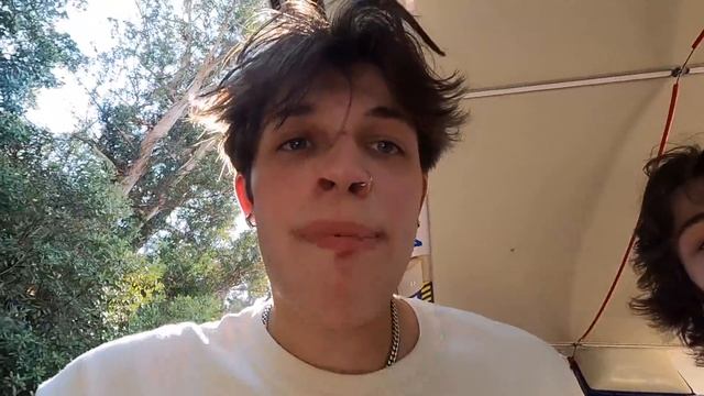 Chris Faces His Fear Of Rides At Universal Studios - Sturniolo Triplets