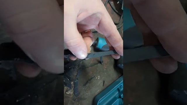 Вскрытие фары Geely emgrand EC7. В домашних условиях используя строительный фен. смотреть онлайн