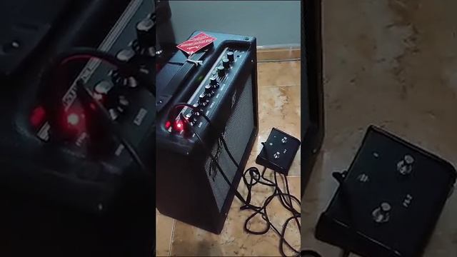 Fender Mustang V2 смотреть онлайн