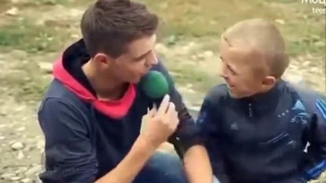 я беру шнурок і чмирхаю смотреть онлайн