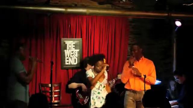 With a Little Help From My Friends смотреть онлайн