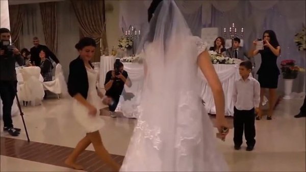 Lezginka  / лезгинку /