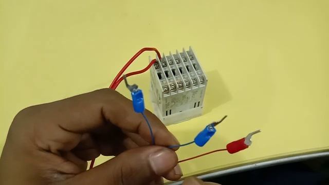 PT100 Sensor connection with temperature controller. смотреть онлайн