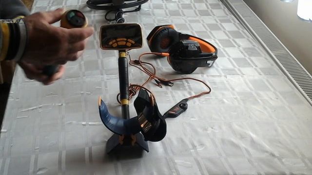 Garret Ace250  с использованием любых наушников