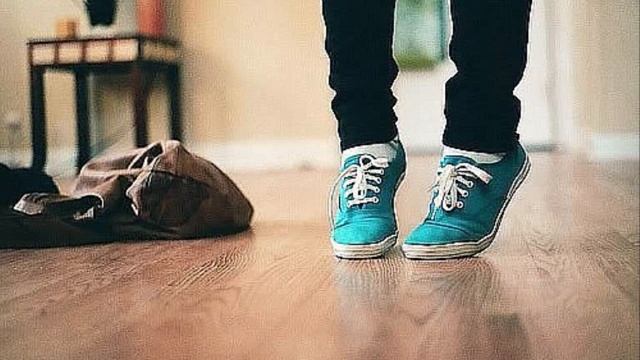 ♫ ►Loc- Dog - Тише тише это сердце моё бьётся смотреть онлайн