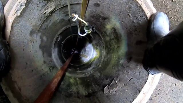 Как просадить шахту колодца в плывуне не копая. смотреть онлайн