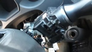 замена подрулевых переключателей света и дворников на Тойота Хайлюкс 2010 года