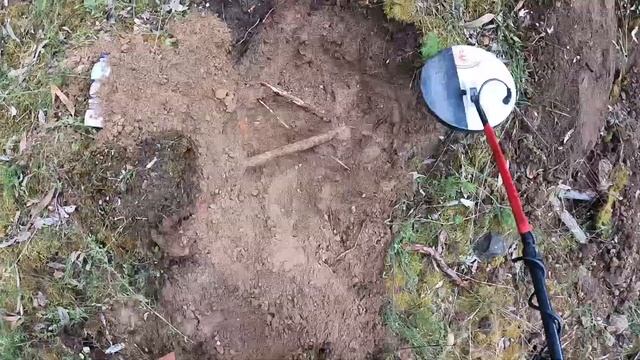 Gold Detected In The Gully - Gold & Rust - Minelab GPX 4500 смотреть онлайн