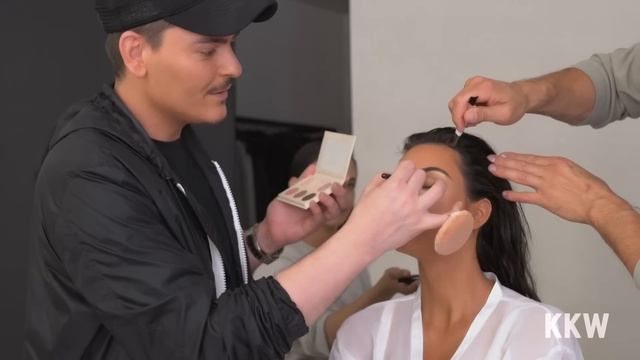 Mrs. West Collection Makeup Tutorial | KKW Beauty смотреть онлайн