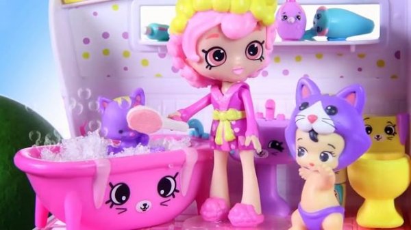 Shopkins | Happy Places The Lil' Shoppies of Happyville - Card Games | Cartoons for Children