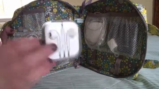 Vera Bradley Tech Organizer Review смотреть онлайн