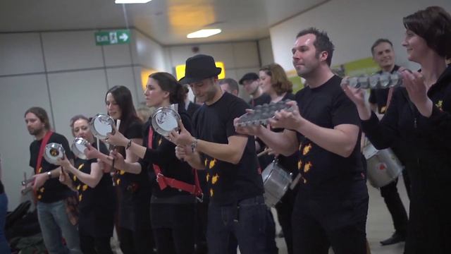 Glasgow Film Festival - Samba Ya Bamba at Glasgow Airport смотреть онлайн