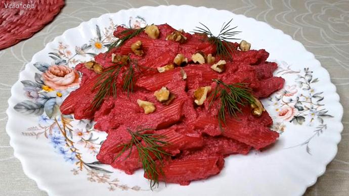 Барби паста. Рецепт розовой пасты. Макароны с розовым соусом. смотреть онлайн