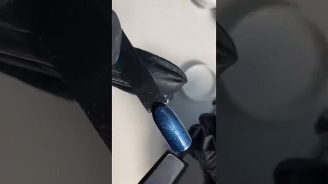 Гель лак Кошачий глаз синий смотреть онлайн