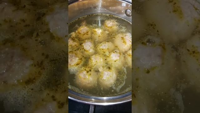 Суп с фрикадельками