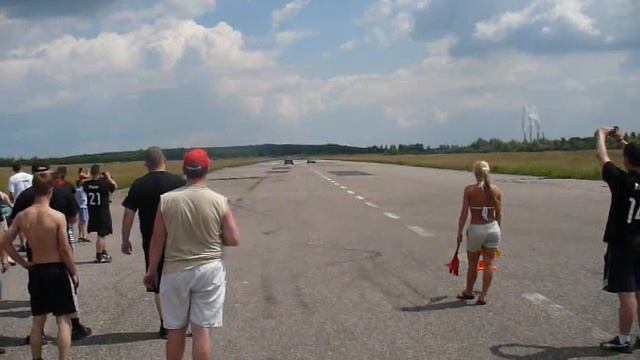 Nexia.pl Zlot 2009 Wyścigi 1/4 wściekły/radzio смотреть онлайн