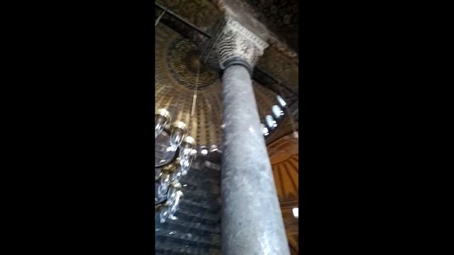 Внезапно! Сосочки на византийских колоннах в Соборе Св. Софии в Стамбуле. смотреть онлайн