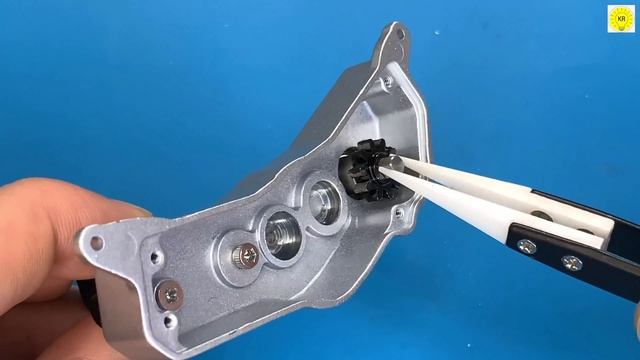 Miniature Turbofan Engine Assembly & RUN! смотреть онлайн
