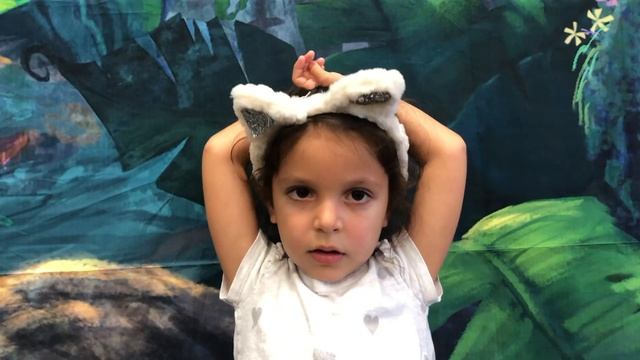 Glupiy Myshonok. Летний лагерь «Королевство знаний». Постановка "Глупый маленький мышонок". смотреть онлайн