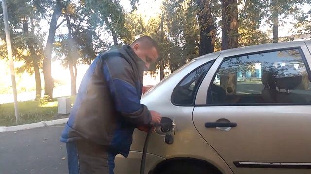 Слить бензин с Калины..Проба Раз смотреть онлайн