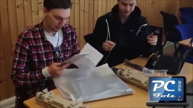 Unboxing ASUS X54H смотреть онлайн