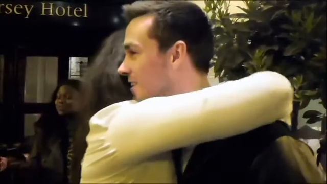 Chris Wood Trust Me смотреть онлайн