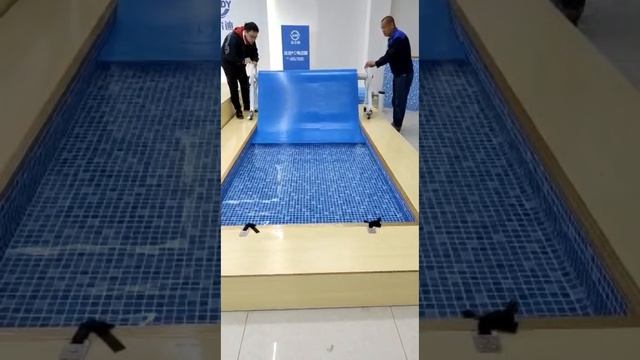 Чем накрыть бассейн смотреть онлайн