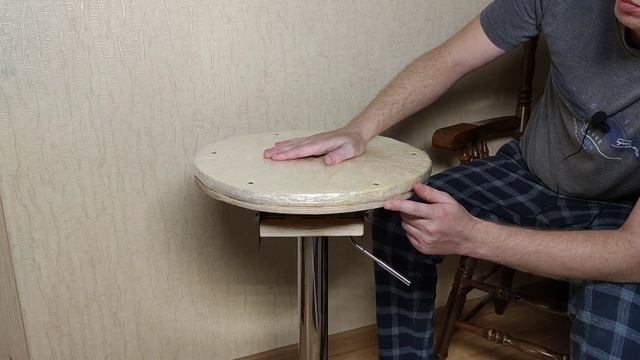 Компактный функциональный стол плетельщика из бумажной лозы смотреть онлайн