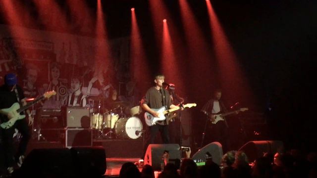 Sam Fender - Hypersonic Missiles - Live at the Melkweg Max смотреть онлайн