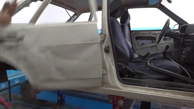 как быстро снять дверь на машине. смотреть онлайн