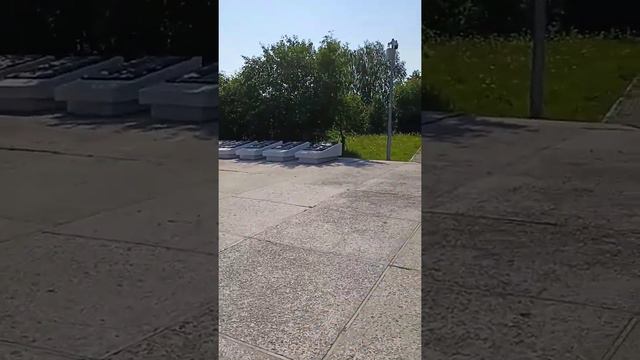Парк/Танк и памятник о Великой Отечественной.... смотреть онлайн