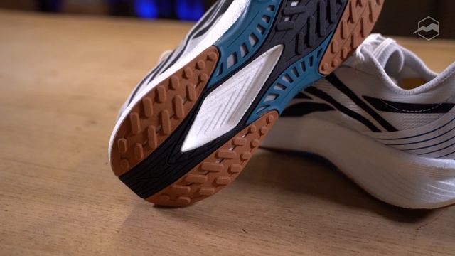 Кроссовки Reebok Floatride Energy 5. Обзор смотреть онлайн