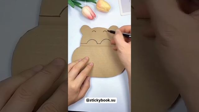 Сегодня у нас особенная поделка — бегемот, который научит ваших деток чистить зубки! 🦛✨