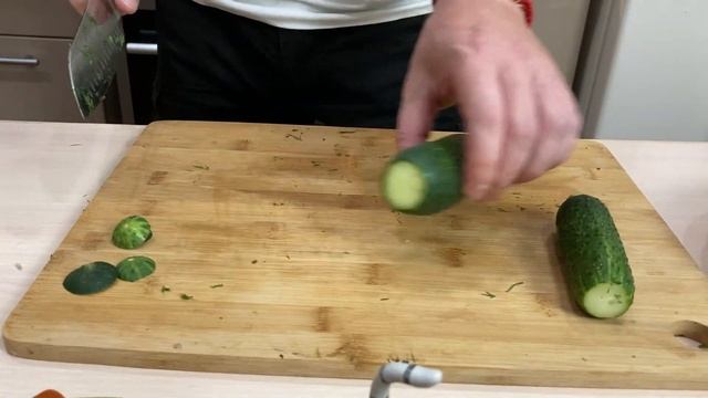 СВЕКОЛЬНИК / ХОЛОДНИК С ВАРЕНЫМИ РАКАМИ / / ЛЕТНИЙ ХОЛОДНЫЙ СУП /НОЖИ и ВИЛКИ смотреть онлайн