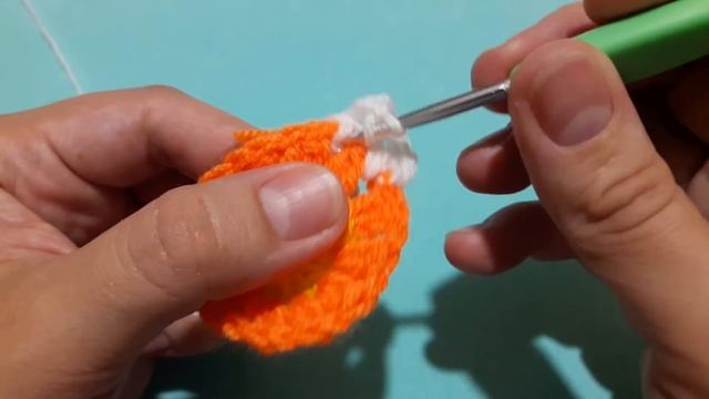 Мотивы крючком. Подставка под кружки. Крючок для начинающих. Вязание крючком 2019. смотреть онлайн